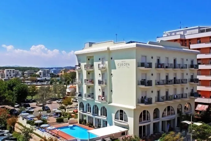 Hotel Europa - Image 1