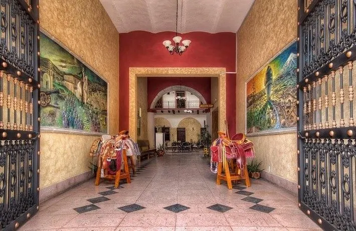Hotel Plaza Real - Image 1
