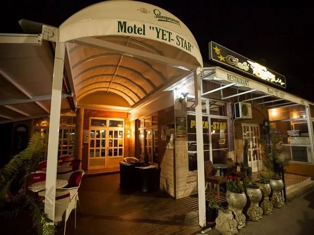 Jet Star Motel - Image 1