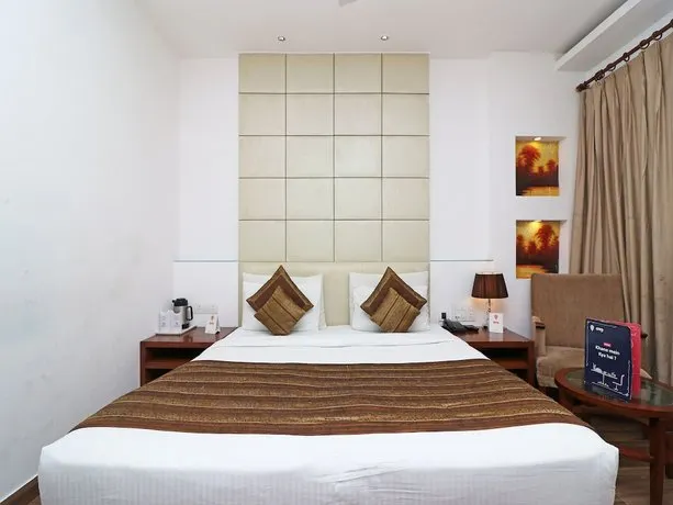 Hotel Abhinandan - Image 1
