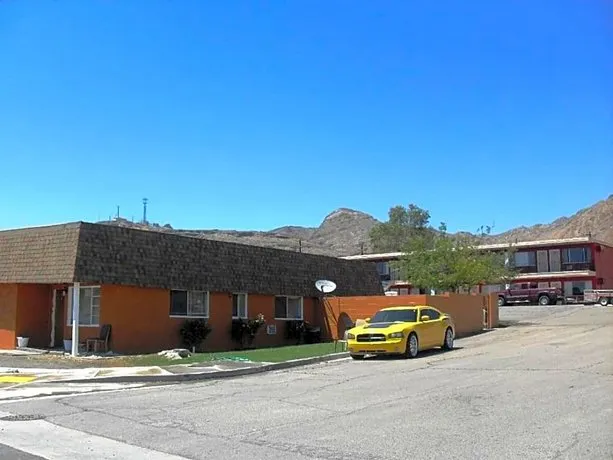 Western Ridge Motel - Image 1