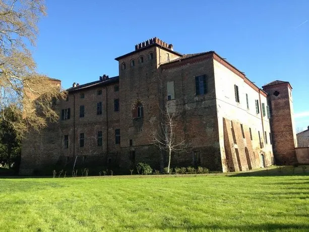 Castello Sannazzaro - Image 1