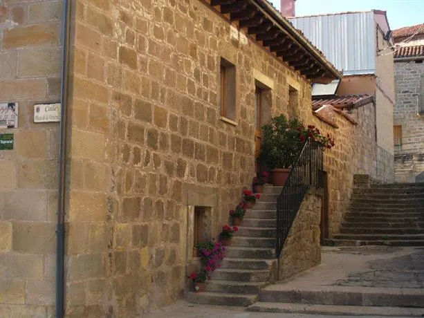 Casa Gustares - Image 1