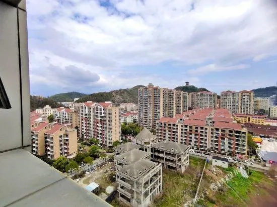 Fangyuan International Hotel - Image 1