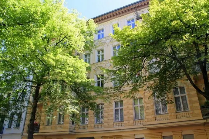 Salon Vert - Image 1