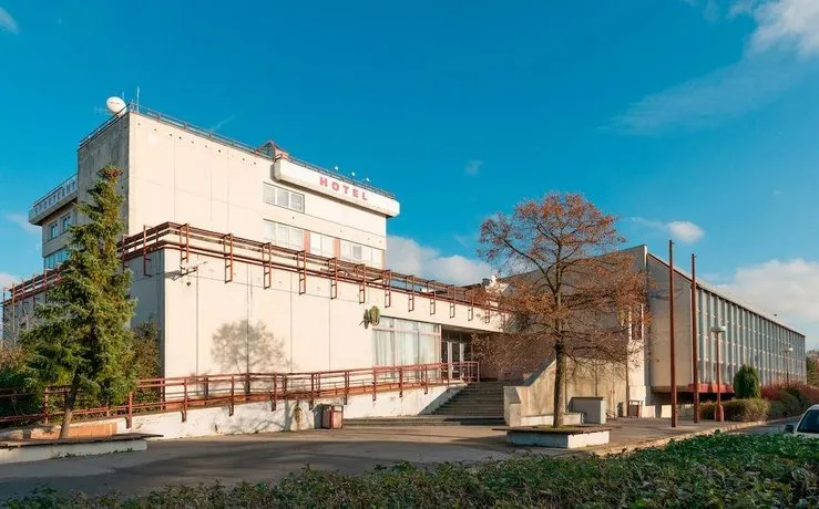 Sportcentrum Brandýs - Image 1