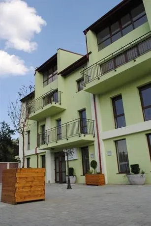 Classic Elyon Cluj - Image 1