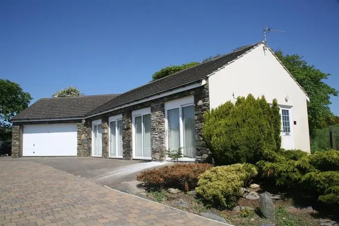 Ballachrink Farm Cottages - Image 1