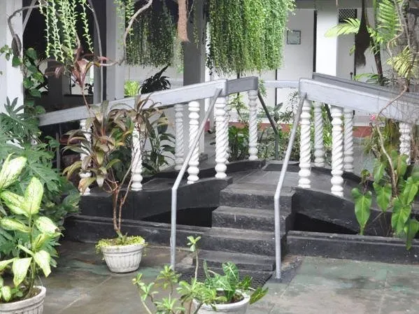 Vikum Lodge - Image 1