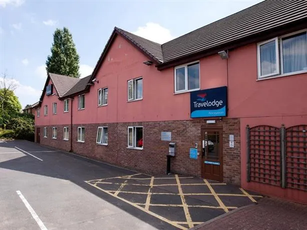 Travelodge Bromsgrove - Image 1