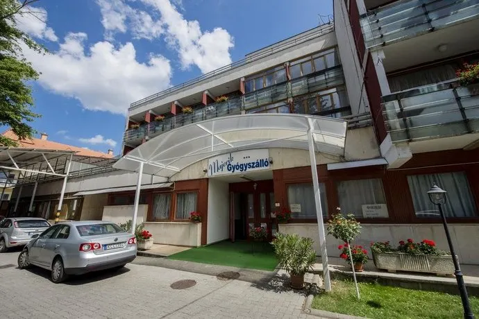 Service 4 You Apartments - Image 1