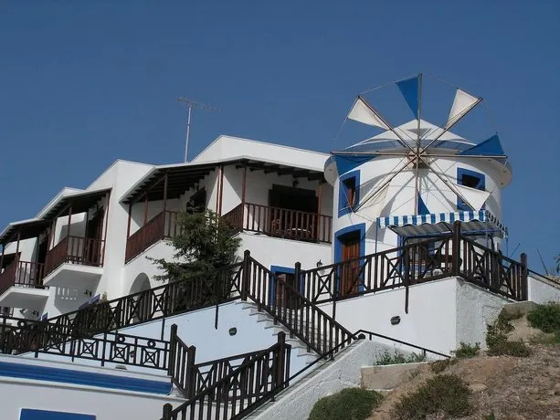 Afroditi Hotel - Image 1