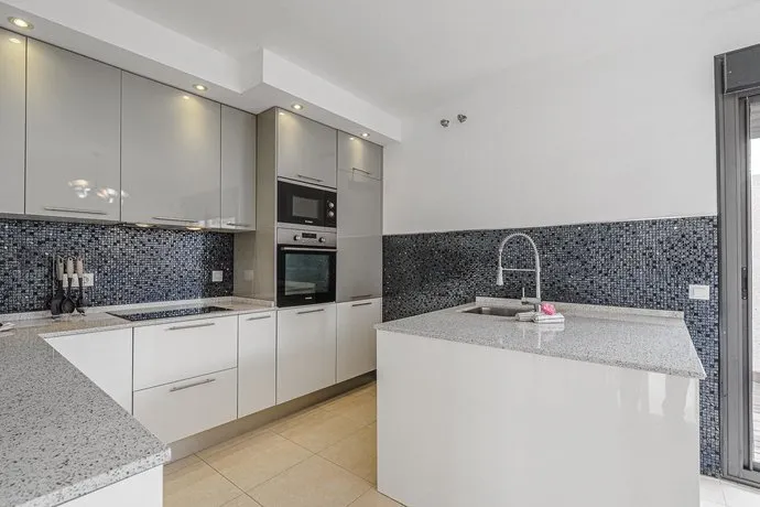 Casa independiente con piscina privada - Image 1