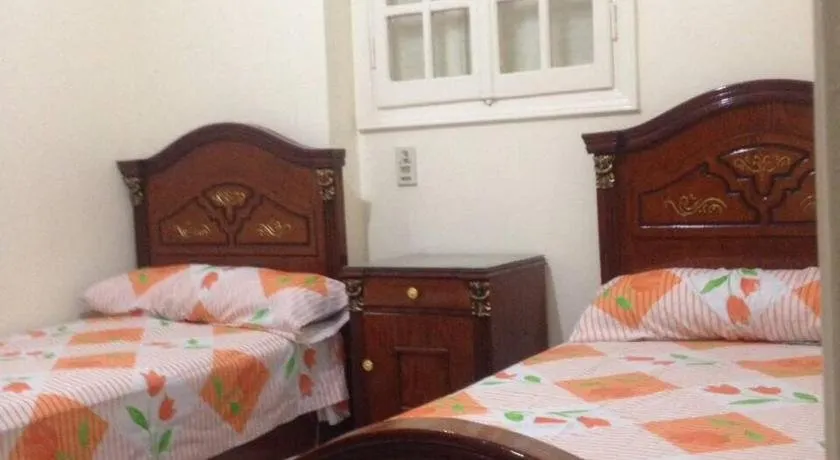 2 Bedroom Apt partial Sea View - Image 1