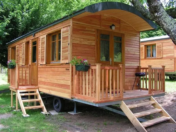 Camping du Lac de Bournazel - Image 1