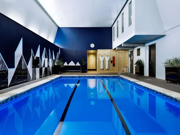 Grand Mercure Wellington - Image 1