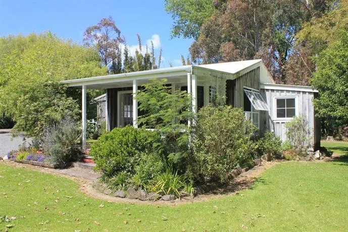 Pottery Lane Cottages - Image 1