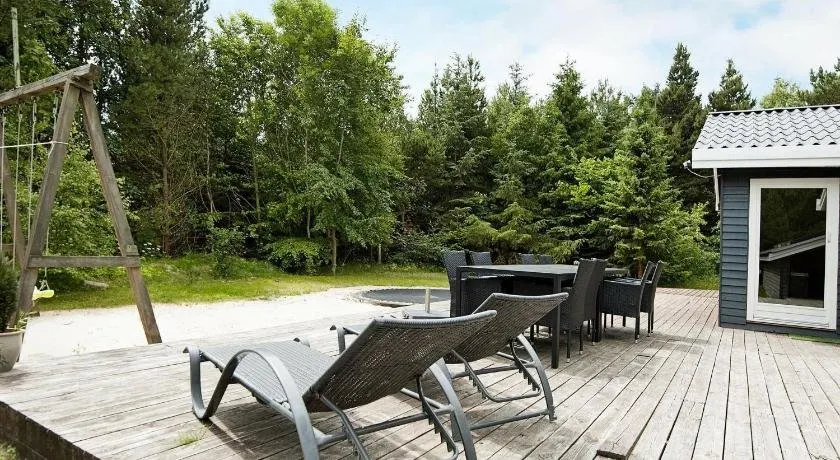 8 Person Holiday Home in Romo - Image 1