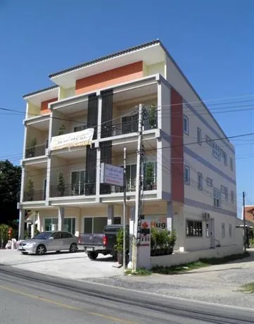 Huga Place - Image 1