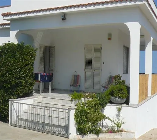Villa Mediterranea tra gli ulivi - Image 1
