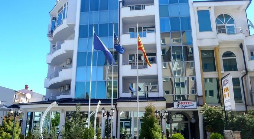 Hotel Diplomat Plus - Image 1
