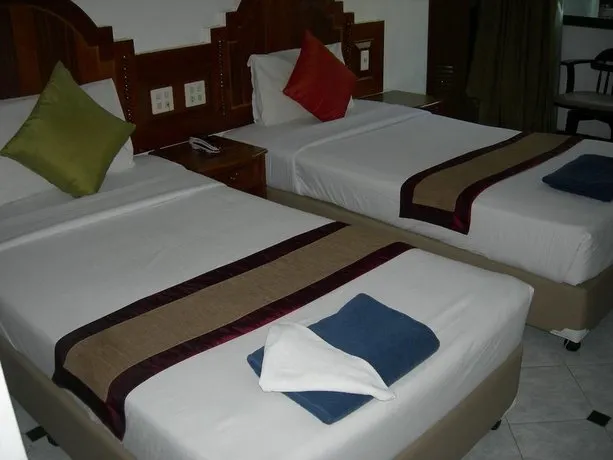 Patong Seaside Mansion - Image 1