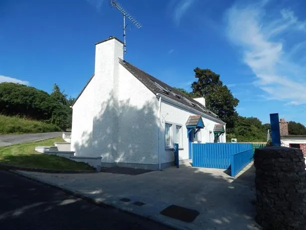 Castle Cottage - Image 1