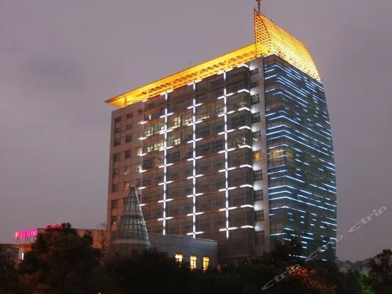 Ever Blooming Hotel - Image 1