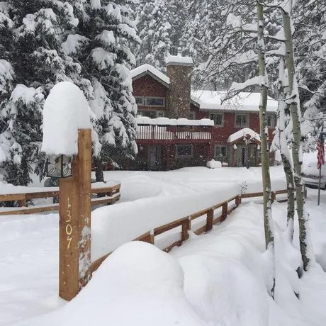 Elk Run Bed and Breakfast - Image 1