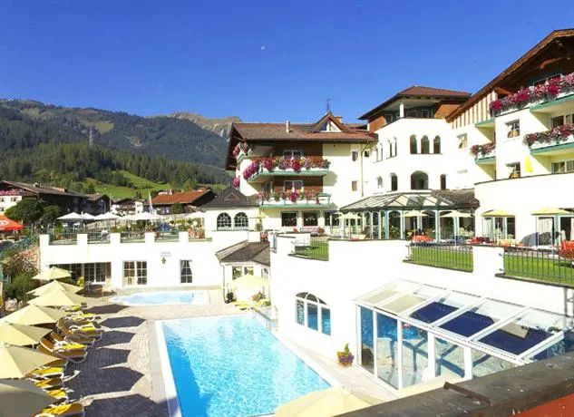 Leading Family Hotel & Resort Alpenrose - Image 1
