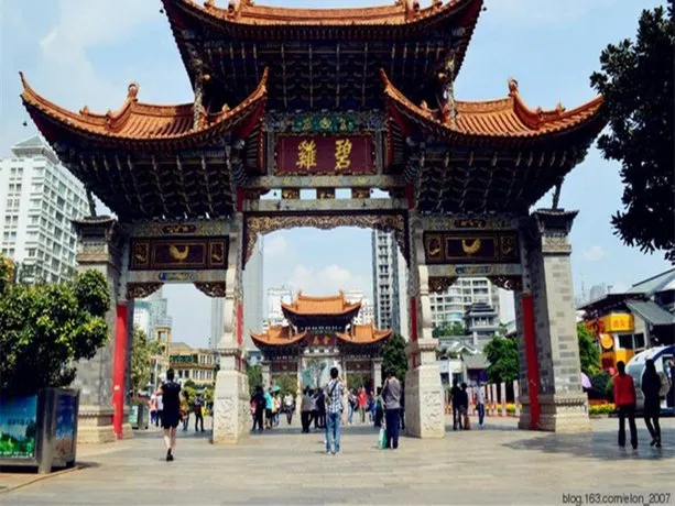 Yunnan Jizhou Hotel - Image 1