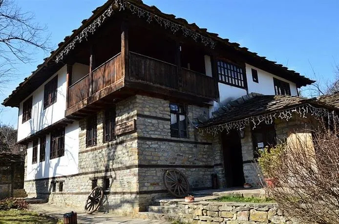 Kapitanova House - Image 1