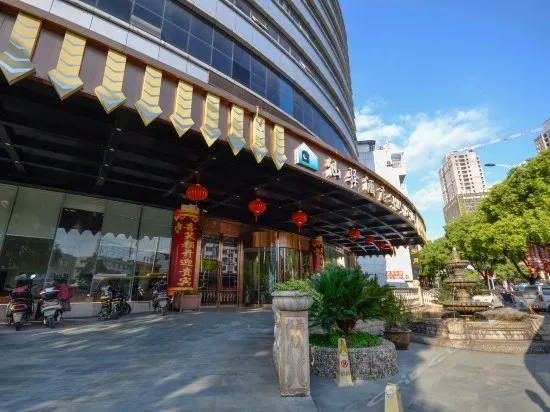 Shiny Hotel - Image 1