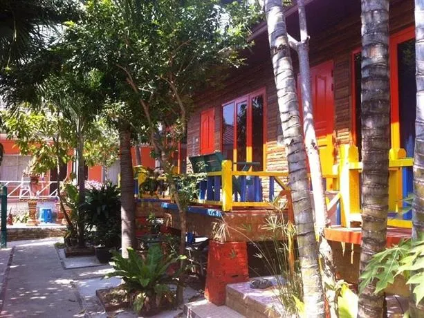 Black Marine Guest House - Image 1