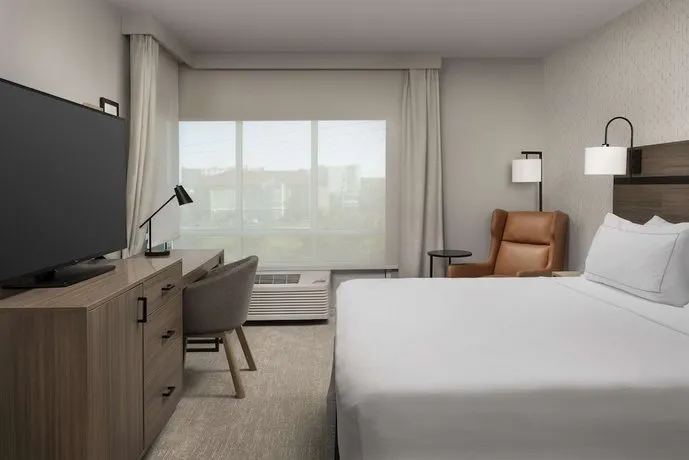 HOLIDAY INN CHATTANOOGA - HAMILTON PLACE - Image 1