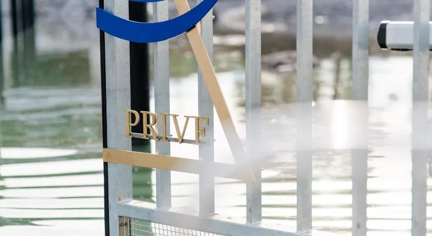 Delta Prive Luxury Apartements - Image 1