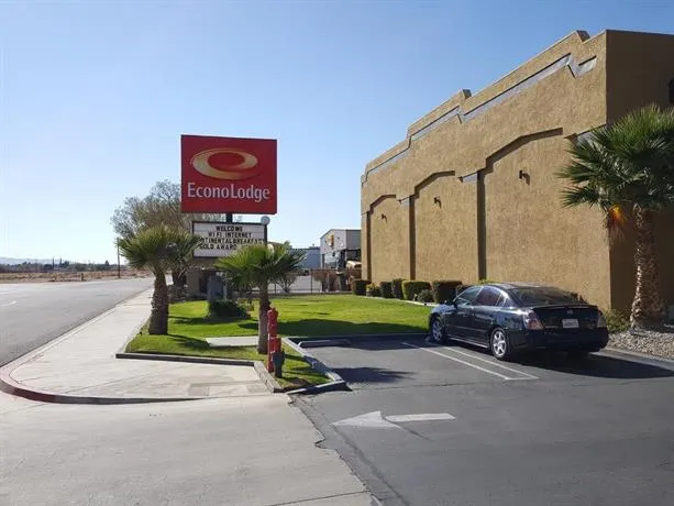 Hesperia Inn - Image 1