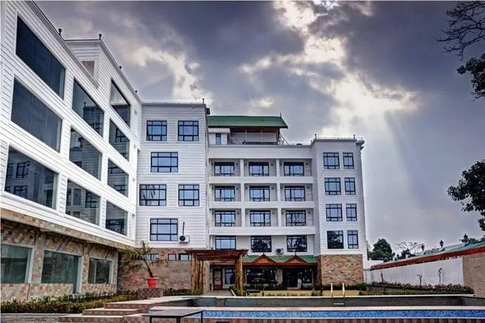 Summit Sobralia Resort & Spa - Image 1