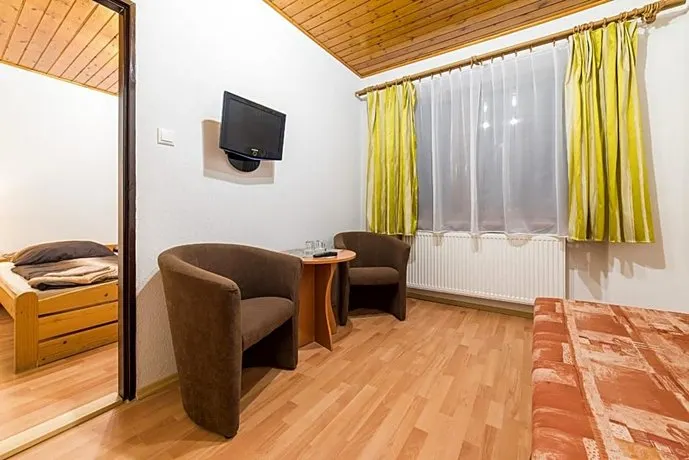 Hotel Krpacovo - Image 1