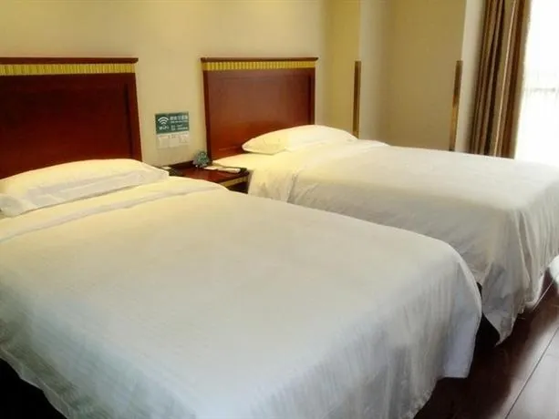 GreenTree Inn ShanDong Linxi Lanling County Government Business Hotel - Image 1