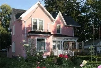 3 Gables B&B - Image 1