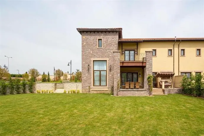 The Cherry Villa - Image 1