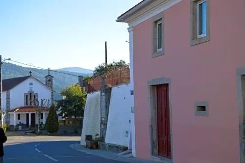 Casa Da Fonte De Santo António - Image 1