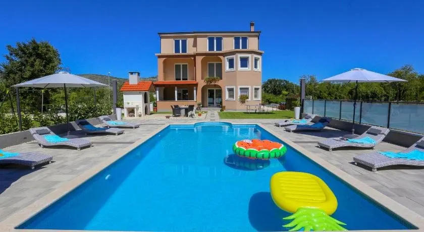 Villa Maris - Image 1