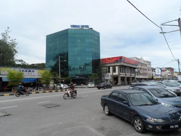 Veenai Hotel - Image 1