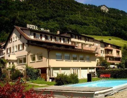 Hotel Rössli - Image 1