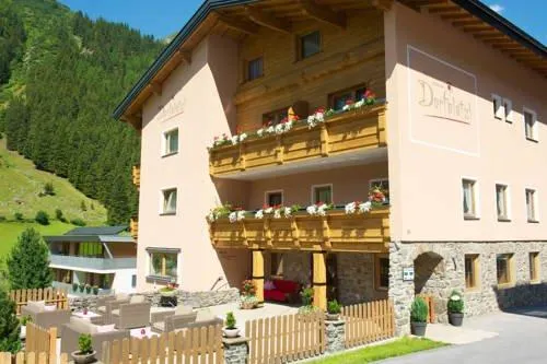 Pension Dorfplatzl Pitztal - Image 1