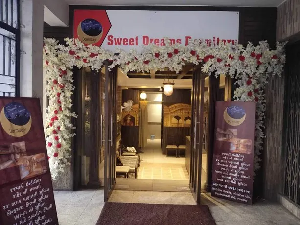 Sweet Dream Dormitory - Image 1