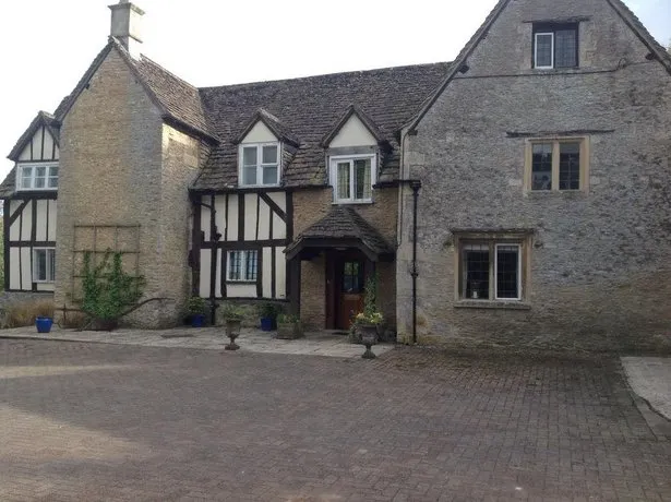 Little Notton Farmhouse - Image 1