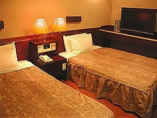 Ekimae Fuji Grand Hotel - Image 1